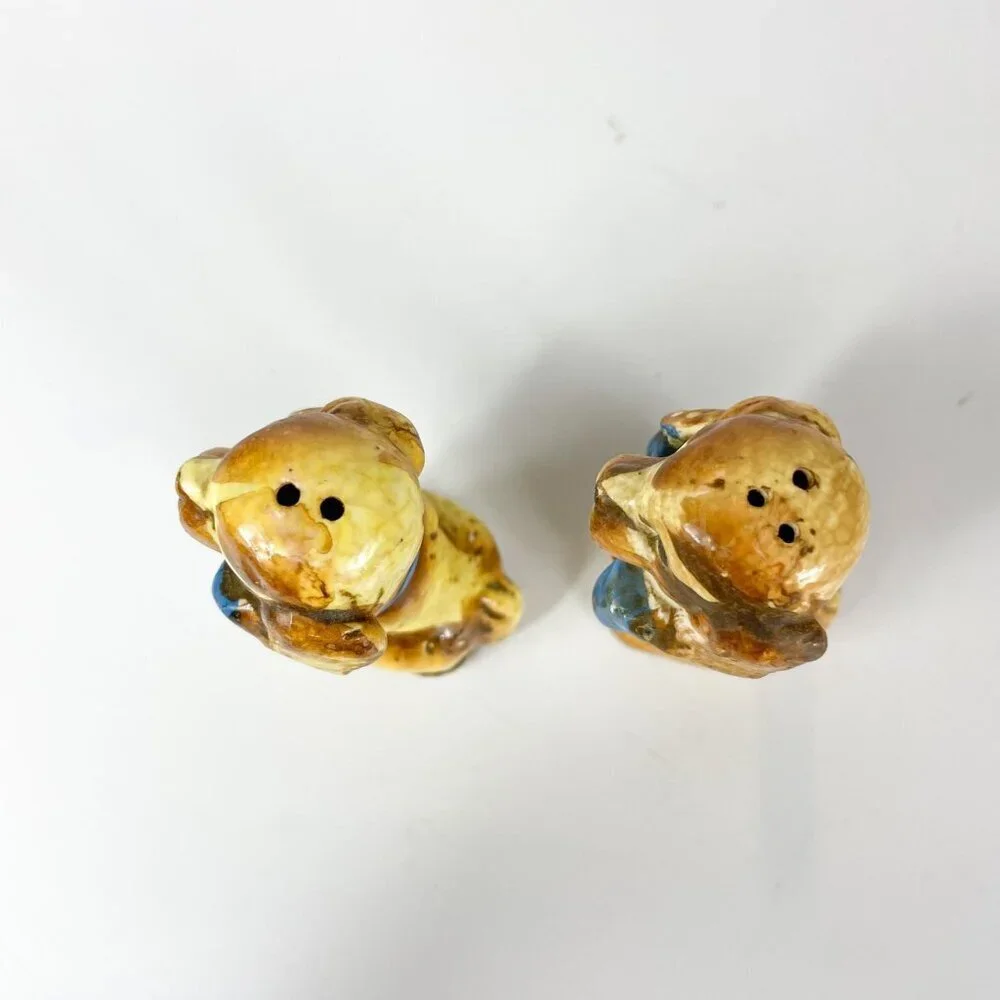 Vintage Ceramic Dog Spaniel Salt & Pepper Shakers  Blue Bows Japan 1950s